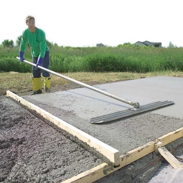 Form and Pour a Concrete Slab | The Family Handyman