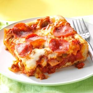 Quick & Easy Deep Dish Pizza Recipe