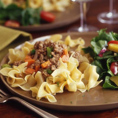 Image of Ground Sirloin Stew With Dill Egg Noodles And Spinach Salad, Rachael Ray Magazine