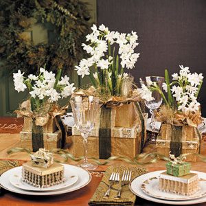 Gold Centerpieces  Weddings on Beautiful Holiday Wedding Centerpieces Or Christmas Table Decorations